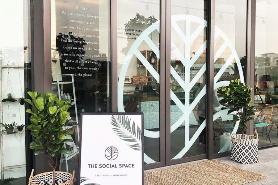Save the Planet with a Bottle - The Social Space